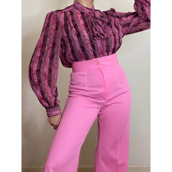 (SOLD ) 80'S Pink Floral Jabot/Ascot Bow Long Sleeve Blouse (S) - Picture 5 of 8